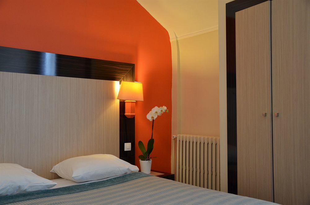 Hotel Du Cheval Blanc - Paris Marne La Vallee Disneyland Paris Екстериор снимка