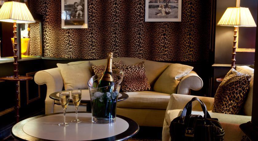 Hotel Du Cheval Blanc - Paris Marne La Vallee Disneyland Paris Екстериор снимка