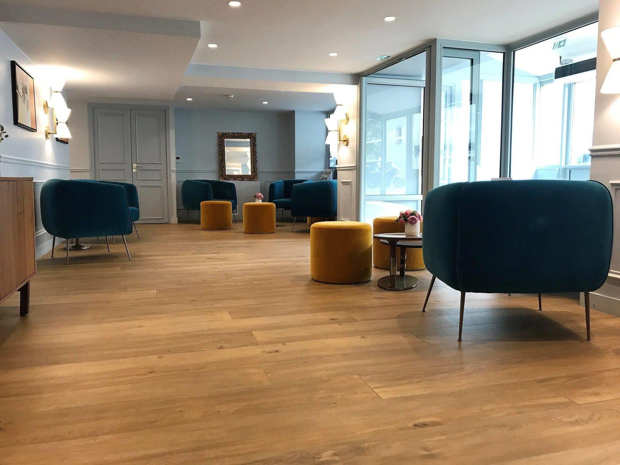 Hotel Du Cheval Blanc - Paris Marne La Vallee Disneyland Paris Екстериор снимка