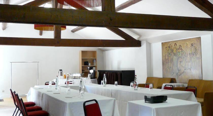 Hotel Du Cheval Blanc - Paris Marne La Vallee Disneyland Paris Екстериор снимка